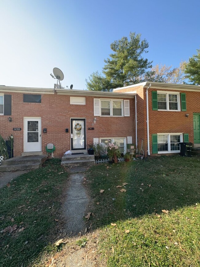 property at 14386 Berkshire Dr