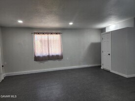 13602 Ironstone Ave in Victorville, CA - Building Photo