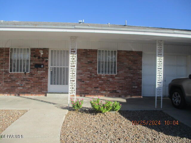 6832 Escondido Dr in El Paso, TX - Foto de edificio