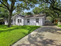 7602 Rustling Rd in Austin, TX - Building Photo - Building Photo