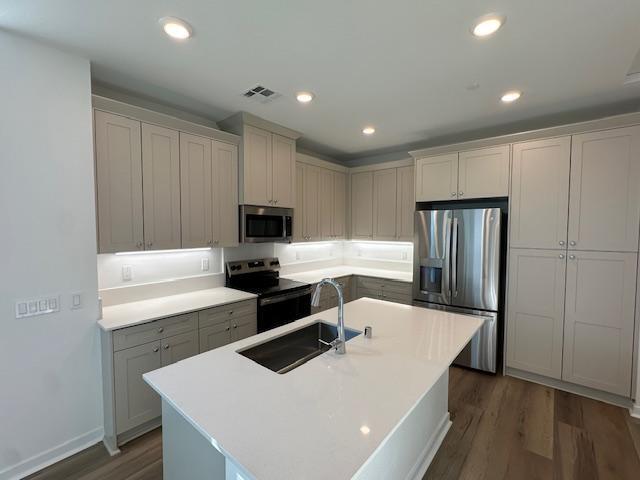 9423 Sepulveda Blvd in Los Angeles, CA - Building Photo - Building Photo