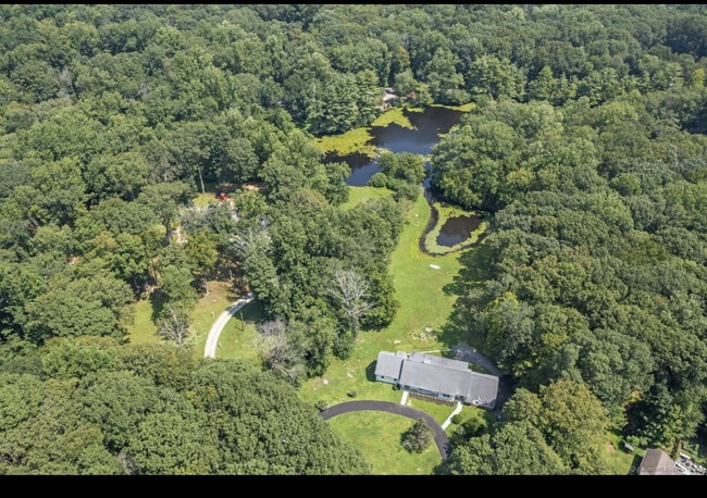 property at 106 Wyldewood Rd