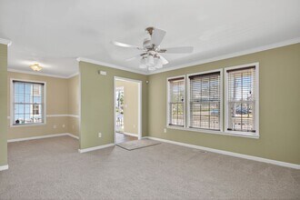 216 Lincoln St in Hampton, VA - Building Photo - Building Photo