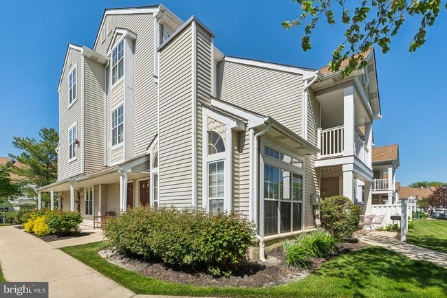 property at 4202 Aberdeen Ln