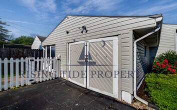 2500 Marimont Dr in Dayton, OH - Building Photo - Building Photo