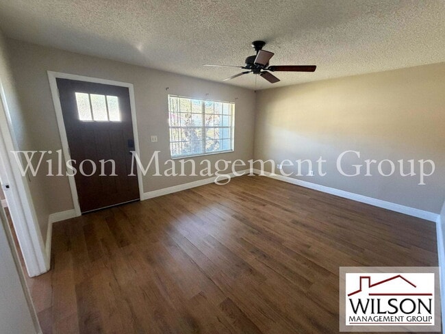 1016 Malaga St in Orlando, FL - Building Photo - Building Photo