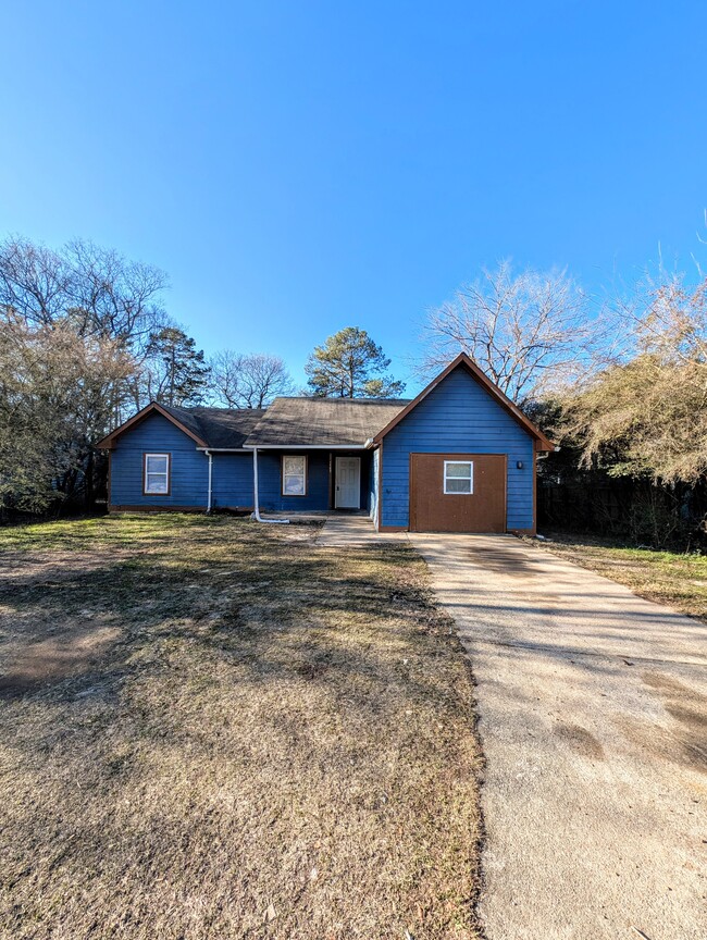 property at 5589 Glen Haven Dr