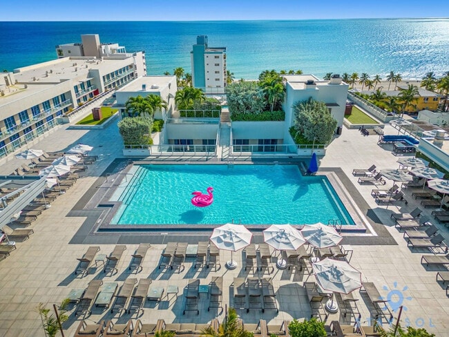 777 N Ocean Dr in Hollywood, FL - Building Photo - Building Photo