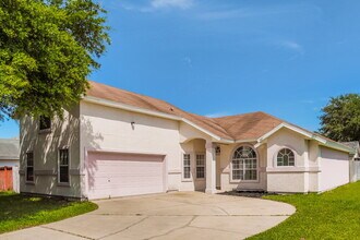 3621 Arava Dr in Green Cove Springs, FL - Building Photo - Building Photo