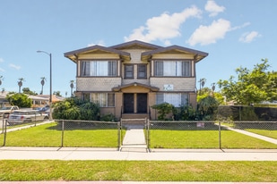 1250 W 35th Pl in Los Angeles, CA - Building Photo
