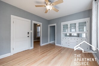 3927 N Whipple St, Unit 2 in Chicago, IL - Building Photo - Building Photo