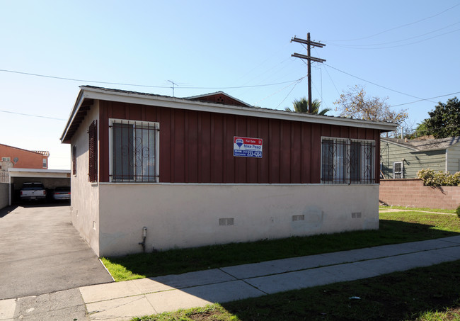 1606-1612 W Century Blvd in Los Angeles, CA - Building Photo - Building Photo