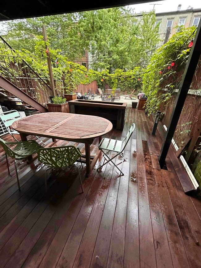 85 Macon St, Unit BROWNSTONE LIVING, Unit BROWNSTONE LIVING