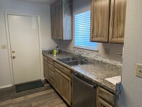 1619 Parker Ave in Tracy, CA - Building Photo - Building Photo