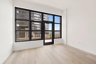 21 India St in Brooklyn, NY - Building Photo - Building Photo