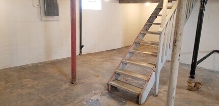 253 Greenlawn Ave in Mansfield, OH - Building Photo - Building Photo