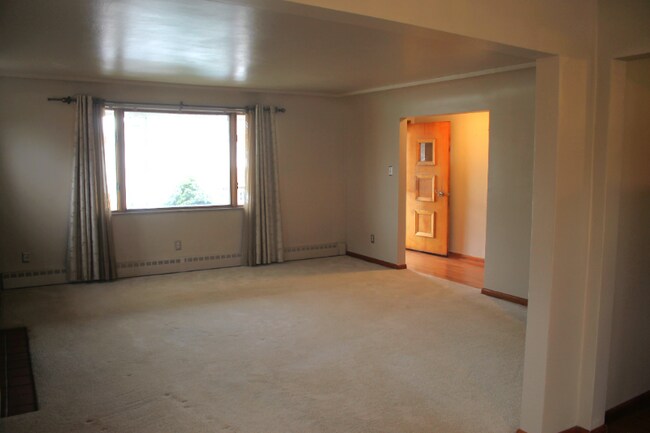 1008 Bechtel St in Monaca, PA - Building Photo - Building Photo