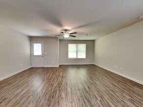 6114 Avery St SW in Covington, GA - Building Photo - Building Photo