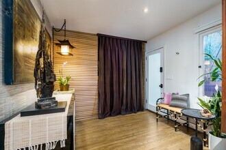 2066 Glencoe Way in Los Angeles, CA - Building Photo - Building Photo