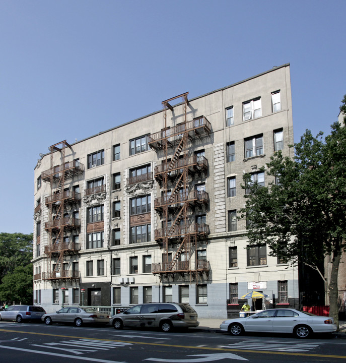 354 ocean ave in Brooklyn, NY - Building Photo