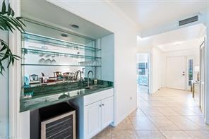 510 Sugar Pine Ln-Unit -510 in Naples, FL - Foto de edificio - Building Photo