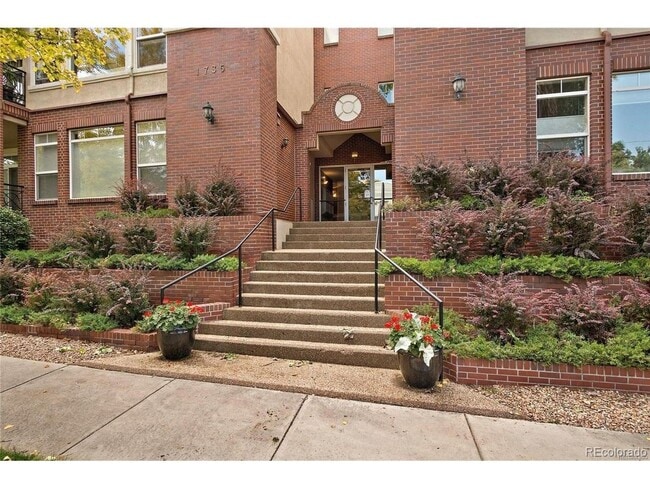 property at 1735 N Ogden St