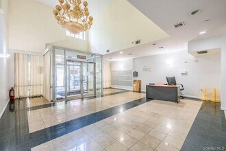 35-06 Leavitt St in Queens, NY - Building Photo - Building Photo