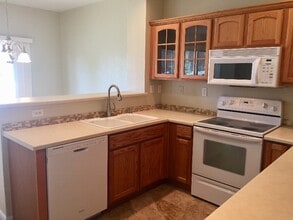 197 Whitehaven Cir in Littleton, CO - Foto de edificio - Building Photo