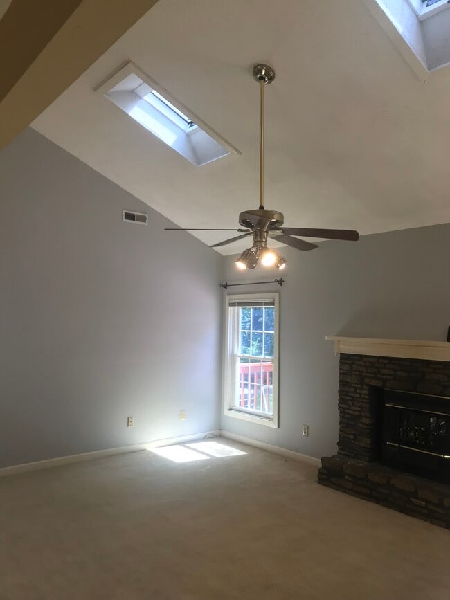 8734 Lantern Lite Pkwy