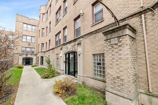 8139-8145 S Maryland Ave in Chicago, IL - Building Photo