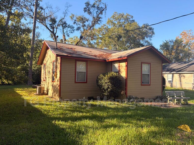 3516 Phyllis St in Jacksonville, FL - Building Photo