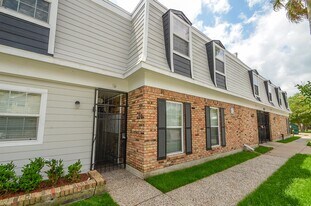 1419 Hawthorne St in Houston, TX - Building Photo