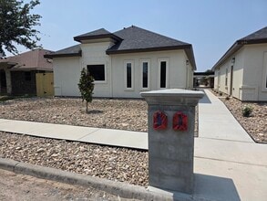 414 Lotto Ln, Unit 3 in Edinburg, TX - Building Photo - Building Photo