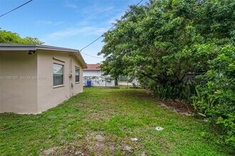 2857 NW 12th St in Fort Lauderdale, FL - Building Photo - Building Photo