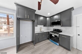 437 Morrissee Ave in Haledon, NJ - Building Photo - Building Photo