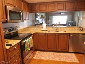 12191 Kelly Sands Way in Ft. Myers, FL - Building Photo - Building Photo