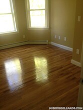 1953 Columbus Ave, Unit 3 in Boston, MA - Building Photo - Building Photo