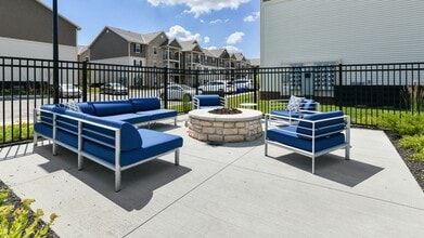 Brynwood Reserve in Canal Winchester, OH - Building Photo - Building Photo