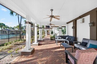 770 Millbrae Ct in West Palm Beach, FL - Foto de edificio - Building Photo