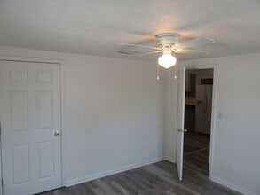 237 Helen Ave in Panama City, FL - Building Photo - Building Photo