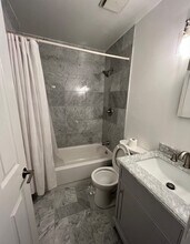 298 Commonwealth Ave, Unit 201 in Boston, MA - Building Photo - Building Photo