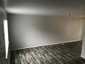 1220 S Juniper St in Nampa, ID - Building Photo - Building Photo