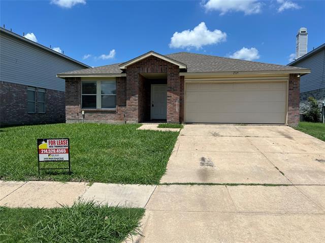 2329 Live Oak Dr in Little Elm, TX - Building Photo