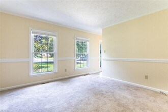 2 Oscars Ct in Poquoson, VA - Building Photo - Building Photo