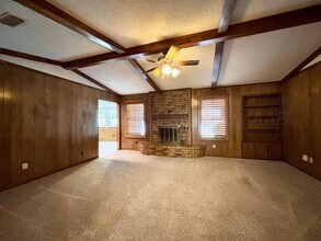 4005 Linda Dr in Amarillo, TX - Building Photo - Building Photo