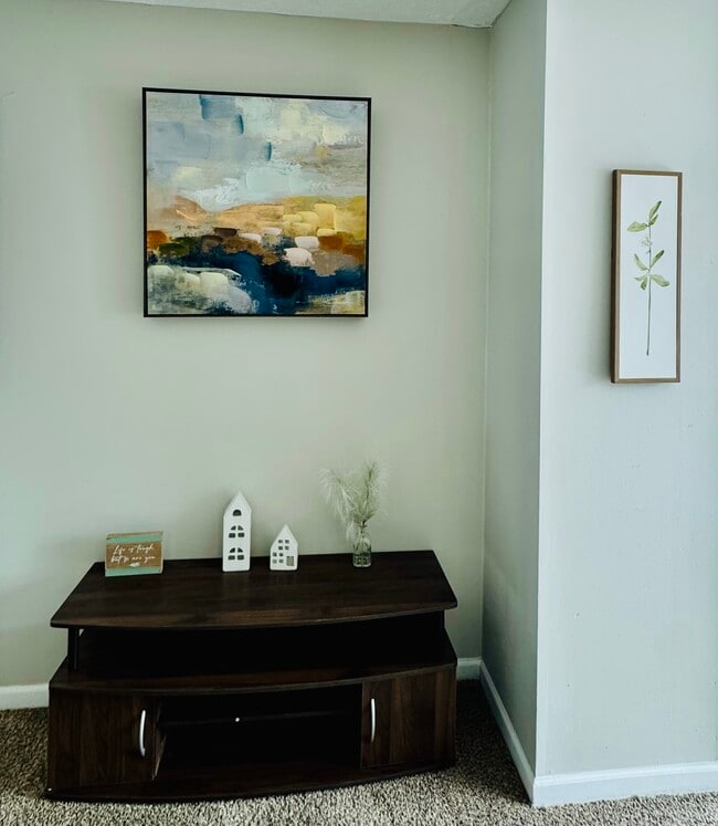 property at 2363 Cove Dr