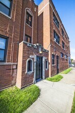 7929 S State St Chicago, IL 60619 in Chicago, IL - Building Photo - Building Photo
