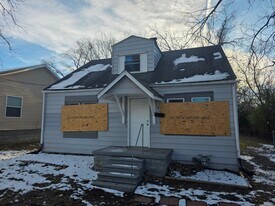 854 Mildred Ave in East St. Louis, IL - Building Photo