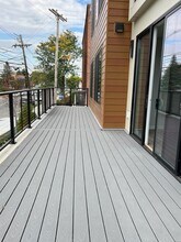 68 Los Angeles St, Unit 107 in Newton, MA - Building Photo - Building Photo
