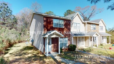 215 Lakeview Dr in Daleville, AL - Building Photo - Building Photo